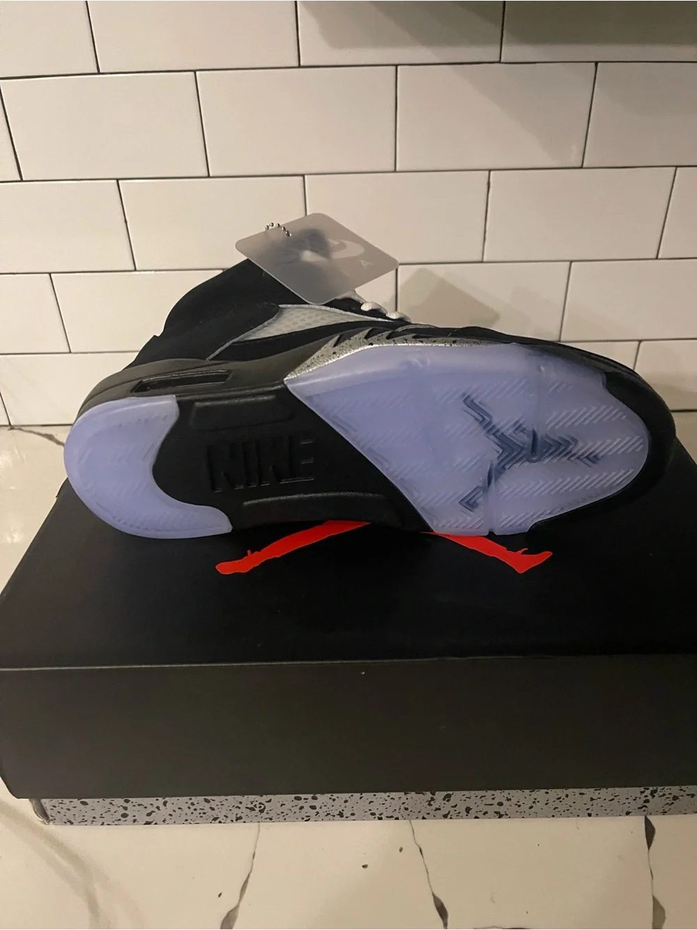 Mens Retro 5 Metallic Size 9.